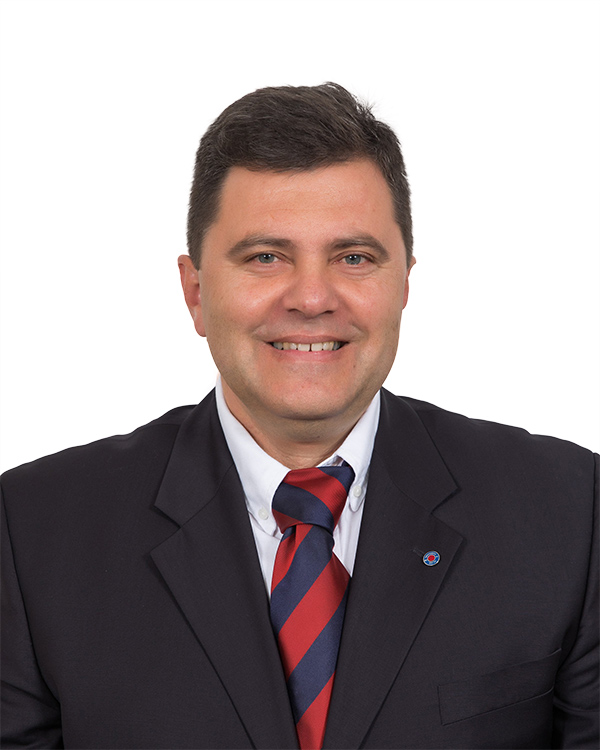 Luko Musladin - Član Uprave Luko Musladin - Član Uprave